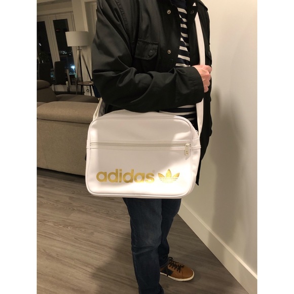 adidas Other - ❗️SALE❗️Adidas Retro Airline Crossbody Bag
